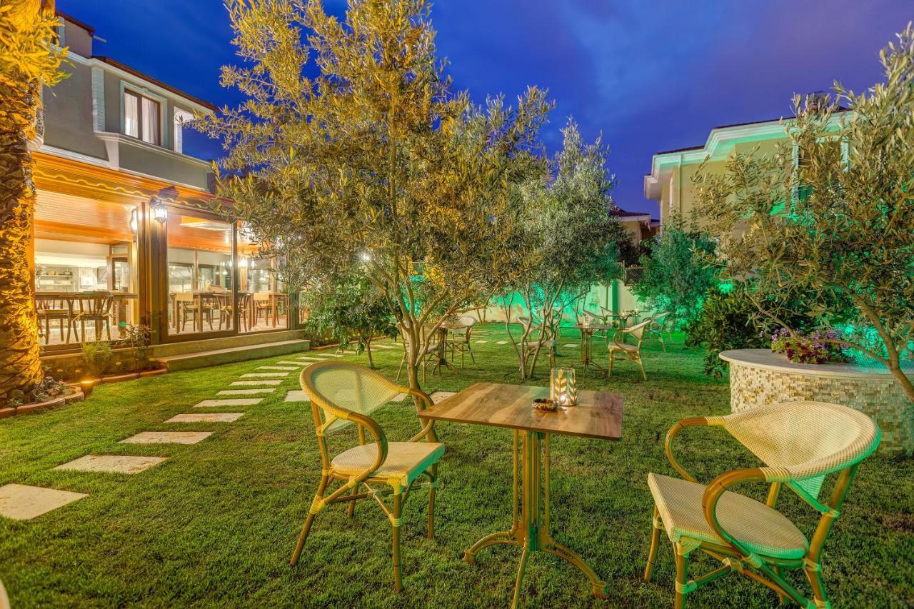 Cunda Oezerbey Konagi (Adults Only) Hotel Ayvalik Bagian luar foto