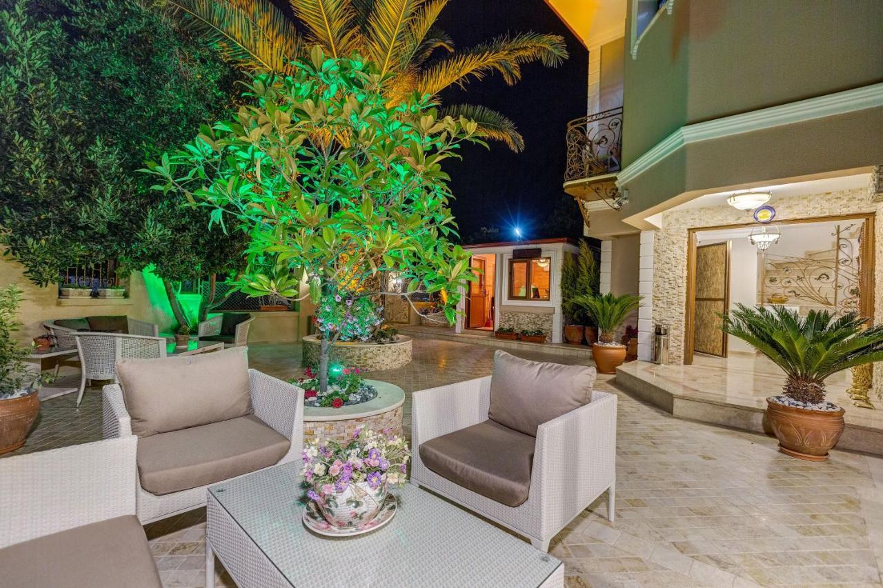 Cunda Oezerbey Konagi (Adults Only) Hotel Ayvalik Bagian luar foto